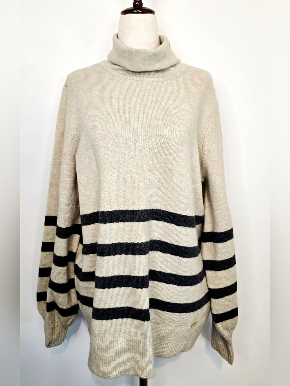 Michael Kors Striped Turtleneck Sweater Quiet Luxury Coastal Chic Academic - Picture 2 of 8